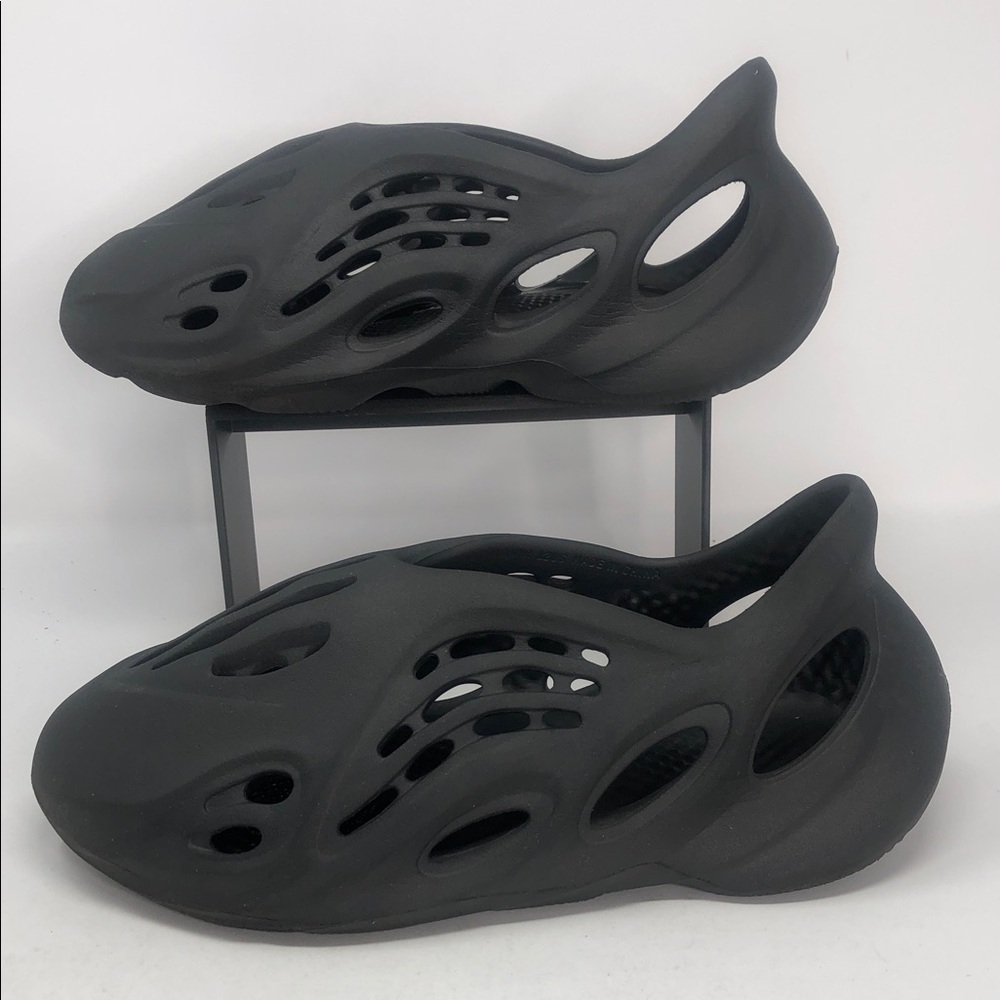 Yeezy Foam Runner Slip-On Shoes in Black